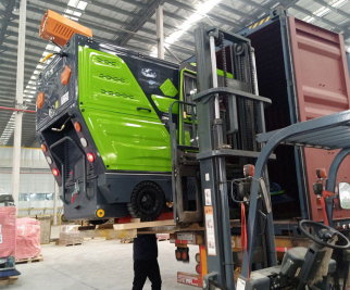 تحديث الشحنة: تم إرسال الكناسات إلى مومباي، الهند، مع تغليف وقائي كامل